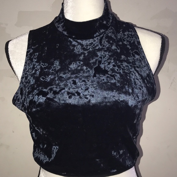 F21 | black velvet crop top - size large - Picture 2 of 5
